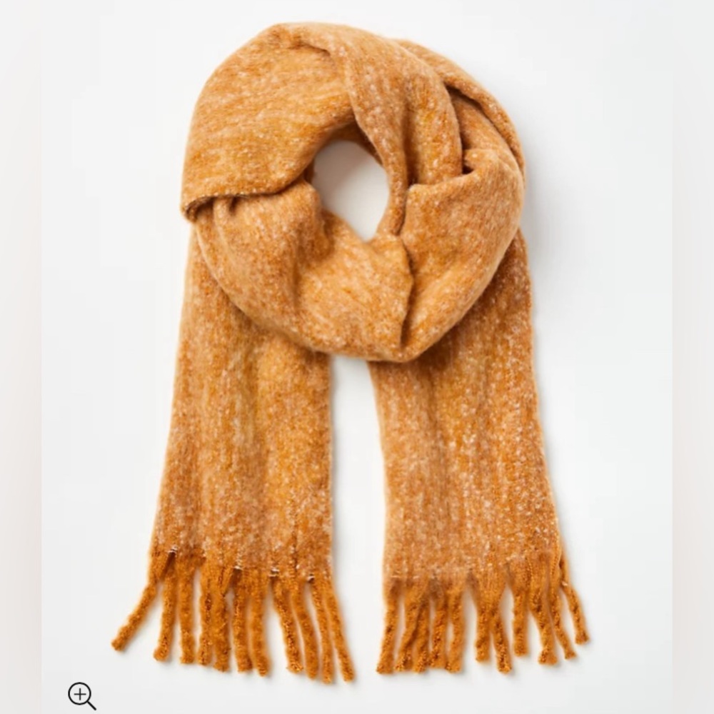 LOFT NWT Cozy Fringe‎ Scarf - Perfect Camel